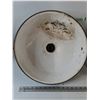 Image 3 : (2) Vintage Industrial Metal Enamel Saucer Lamp Light Fixtures Untested As-Is