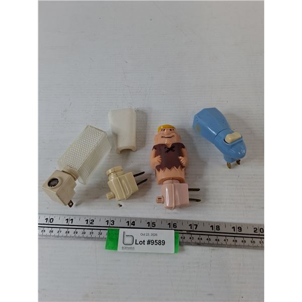 (1) Darkness-Activated Nightlight Works, (2) Nightlight Plugs and Flintstones Barney Untested