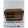 Image 1 : 1940's Westinghouse International Tabletop Tube Radio Tested Works