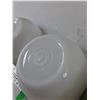 Image 5 : (3) Bowls, (2) Glass (1) Plastic, Fire King, Glasbake, Prolon