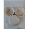 Image 6 : (3) Food Container Bowls, Arcoroc, Pyrex, (3) Anchor Locking Foodkeepers