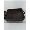 Image 5 : Camp Chef 13-inch Cast Iron Square Dutch Oven