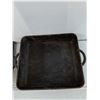 Image 6 : Camp Chef 13-inch Cast Iron Square Dutch Oven