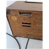 Image 3 : 1942 Motorola Tube Radio Tested Works