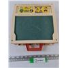 Image 1 : Fisher-Price Toys School Days Desk In French