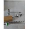 Image 5 : General electricPortable Food Mixer Model M4 Tested Works In Box with Accessories,  Manuals, Mixers