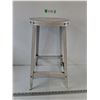 Image 1 : *20 3/4" Tall White Painted Metal Stool No Shipping