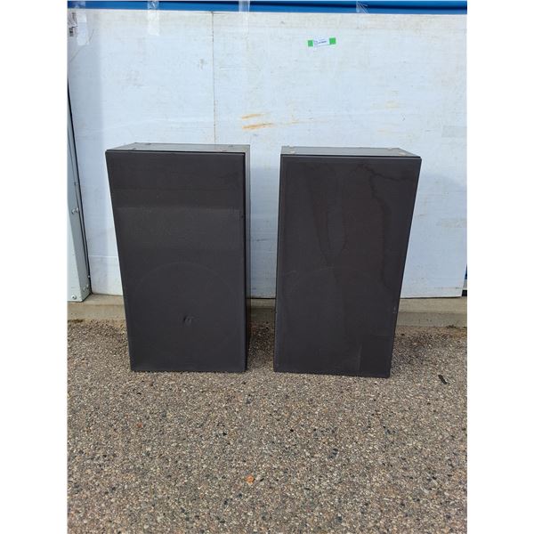 ~(2) Mach 4000 Speakers (17.5x13x32) - As Is, Pickup Only