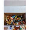Image 3 : Assorted Mini Figures