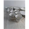Image 4 : Set of Towne House "Blue Spring" Fine China
