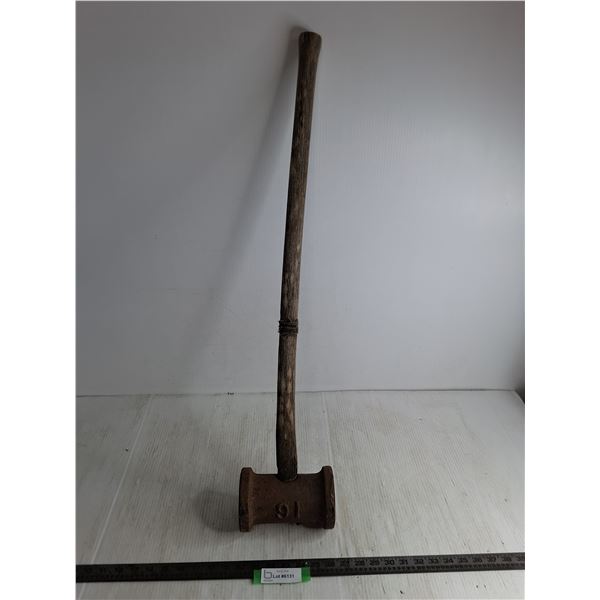 Antique 16 lb Sledge Hammer -34" Length - Pickup Only