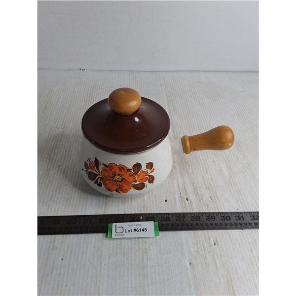 Enameled Lidded Cook Pot
