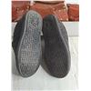 Image 2 : Leather Tool Pouches, Granite Rectangle, DC Shoes - Approx Size 7 Men's