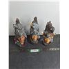 Image 1 : (3) Indigenous Porcelain Ornaments