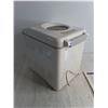 Image 3 : Black & Decker Breadmaker-As is, Pickup Only