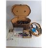 Image 2 : Vintage Plastic Sewing Kit w/Contents