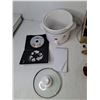 Image 3 : Rival Slow Cooker- Powers On, Betty Boop Jewelry Case, Notepad, Misc., Pickup Preferred