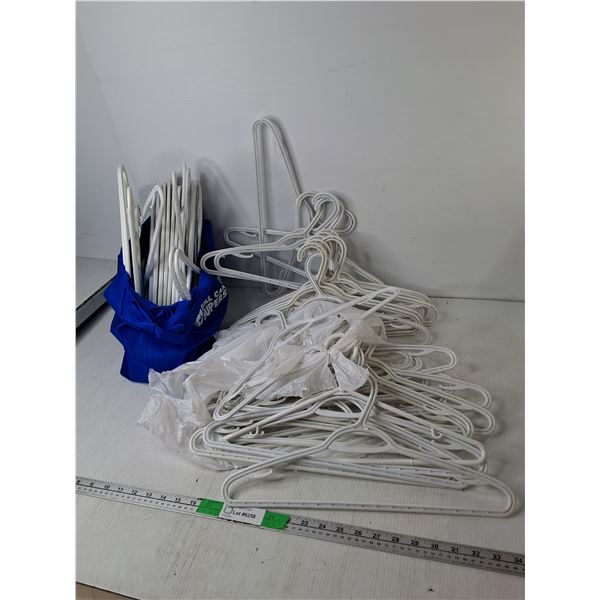Plastic Adult Size Clothes Hangers