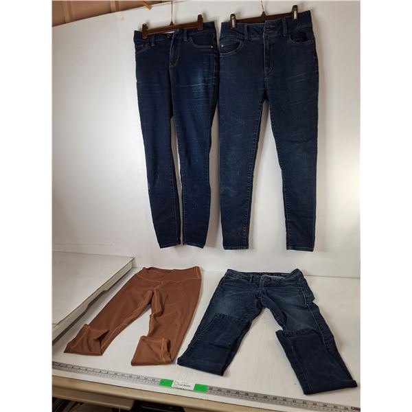 Women's Jean & Leggings- Approx. Size 4 & 27