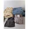 Image 2 : Throw Blankets, Bath Towels, Face Cloths, Misc.
