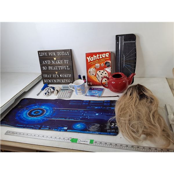 Hot Glue Gun & Glue Sticks, Llama Mug, Wig, Misc. Can't Ship