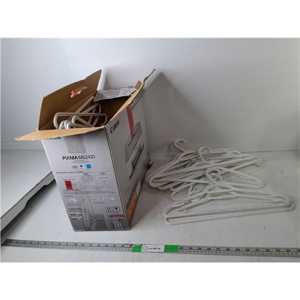 Plastic Adult Clothes Hangers