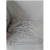 Image 2 : Plastic Adult Clothes Hangers