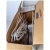 Image 3 : Plastic Adult Clothes Hangers