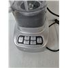 Image 2 : Cuisinart Blender- Powers On