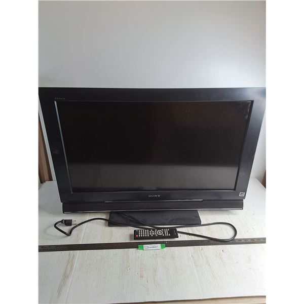 Sony Bravia 31" Flat Panel TV w/remote - Powers On - Cannot Ship