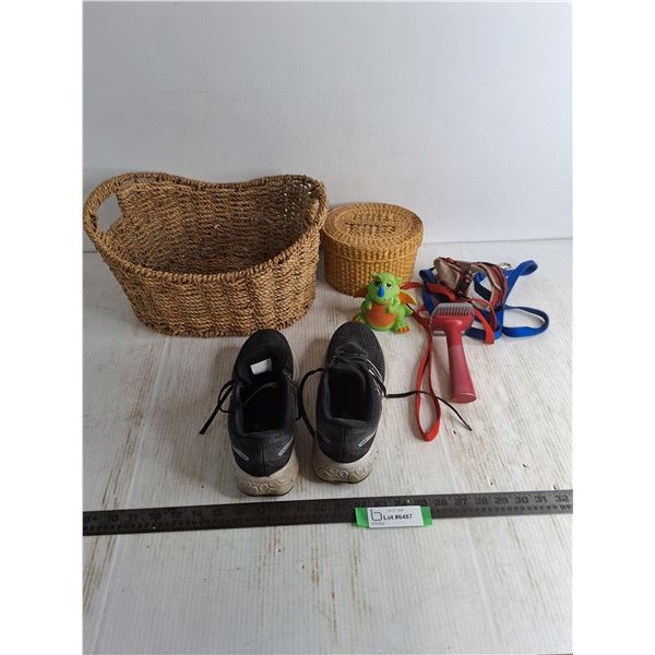 Wicker Baskets, Dog Leashes & Grooming, New Balance Runners - Size 7 Men's Approx