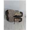 Image 4 : Wicker Baskets, Dog Leashes & Grooming, New Balance Runners - Size 7 Men's Approx