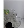 Image 5 : Assorted Glassware, Ceramic Mugs, Vases