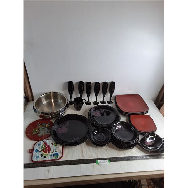 Set of Mikaso Rondo Dishware, Torre & Tagus Metal Bowl, Stoneware Trivet, Misc. - Cannot Ship