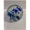 Image 4 : (4) Art Glass Paperweights