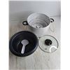 Image 3 : (2) Crock Pots (Old Rival Untested & Missing Lid, New Rival Tested), Pickup Preferred