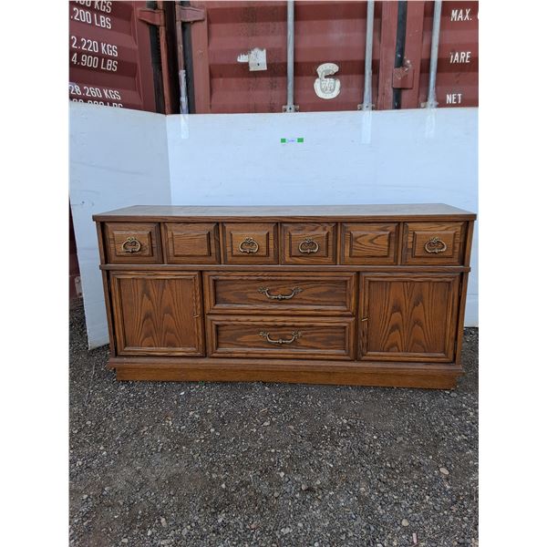 *** 6 Drawer Dresser 60"x18"x30" LxWxH - PU Only
