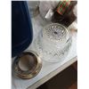 Image 4 : 23x19x13" Storage Bin, Glass Bowls, Stuffed Toys, Pickup Only for Tote