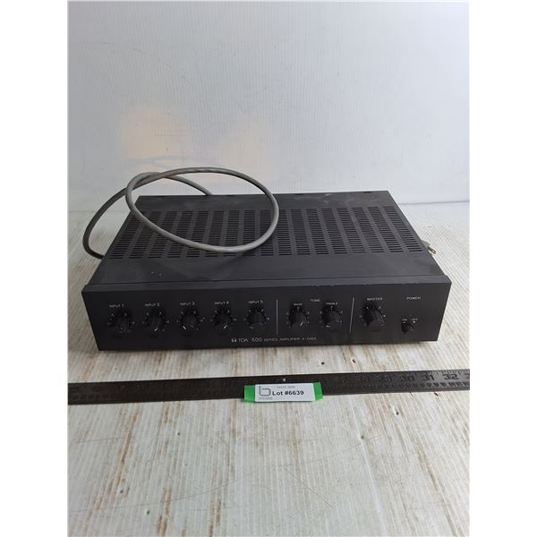 TOA A506A Amplifier - Powers On