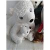 Image 5 : (6) Stuffed Toys