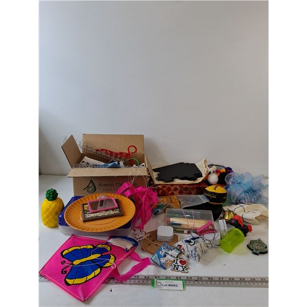 Games, Rainbow Loom, Assorted Keychains/Stickers, Etc
