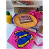 Image 2 : Games, Rainbow Loom, Assorted Keychains/Stickers, Etc