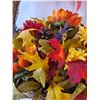 Image 2 : Fall Hanging Basket Decor