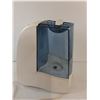 Image 6 : Table Lamp (Tested), Honeywell Humidifier (Powers On)