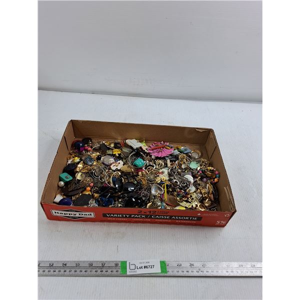 Assorted Jewelry