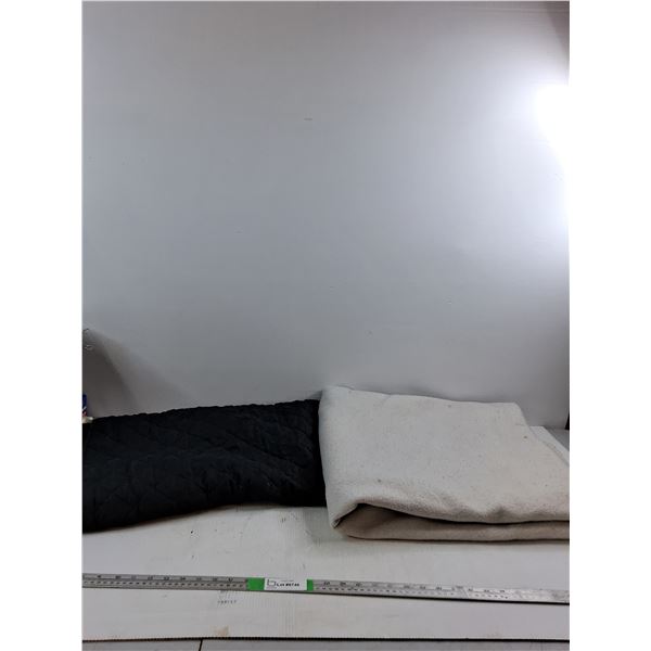 Polyester Sofa Cover, Blanket 70"x84" (sizing approximate)