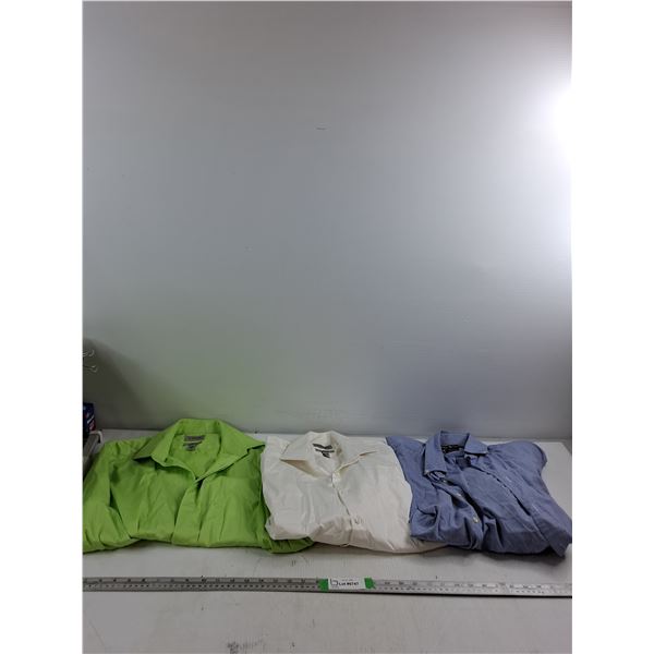 (3) Mens Long Sleeve Dress Shirts (2) Small, (1) Medium; Le Chateau &Ralph Lauren