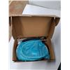 Image 3 : *Salon Shampoo Bowl Sink 19"x20" (cannot ship)