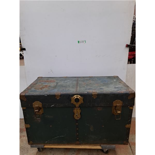 *Vintage Dark-Green Flat-Top Steamer Trunk 34"x18"x19" (cannot ship)