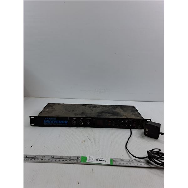 Alesis MidiVerb II 16-Bit Digital Effects Processor